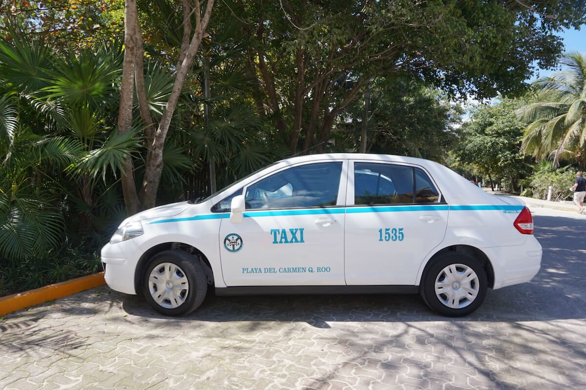 taxi a puerto aventuras desde cancun